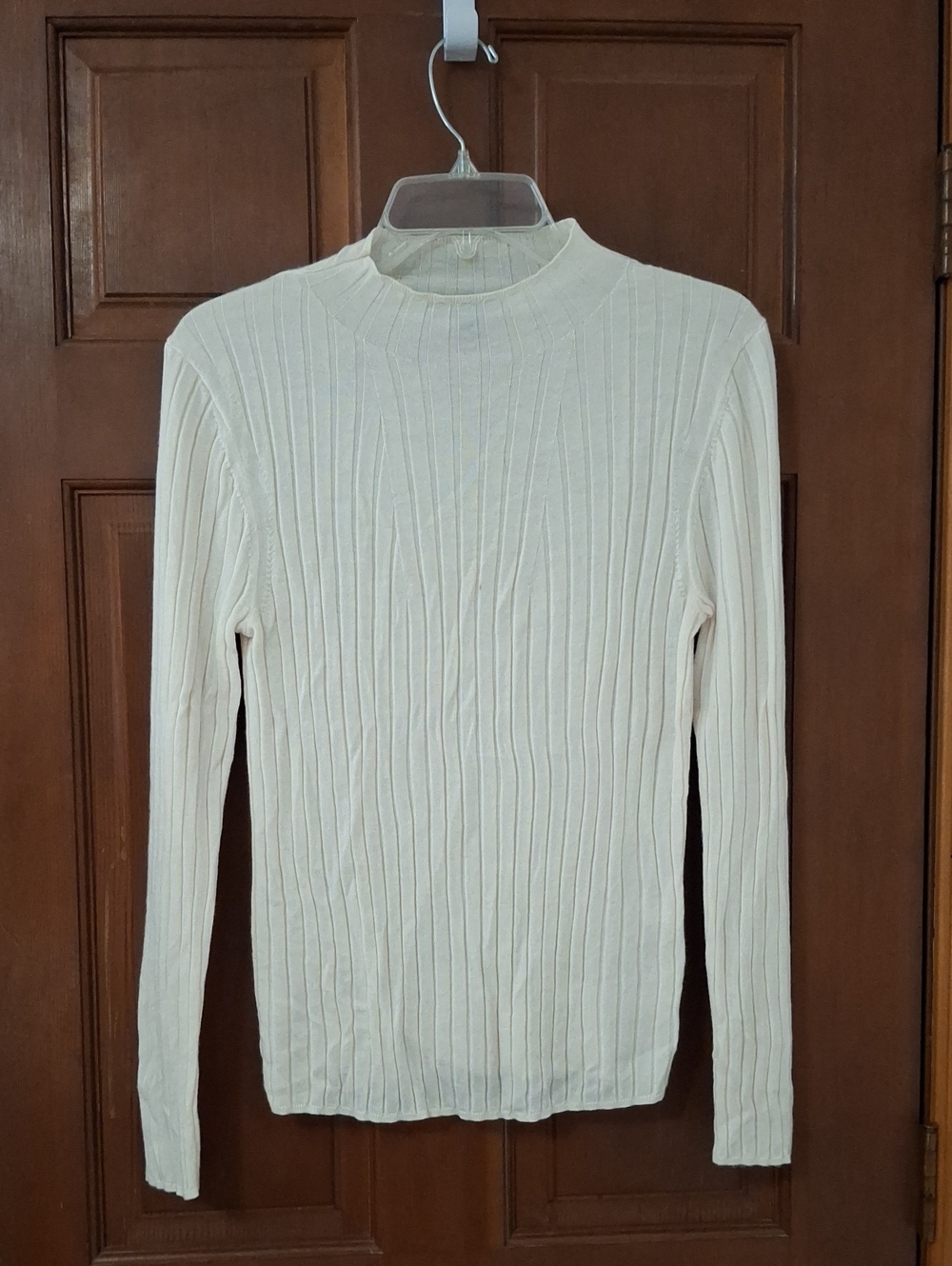 Banana Republic Cream Ribbed Turtleneck 100% Merino Wool Sweater Size Medium